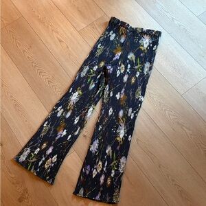 Julia Heuer pleated floral pants